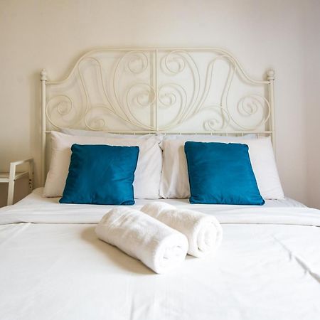 Casa Orient @ Macalister 218 ❈中路218东方之家 3Br 8Pax Appartement George Town Buitenkant foto