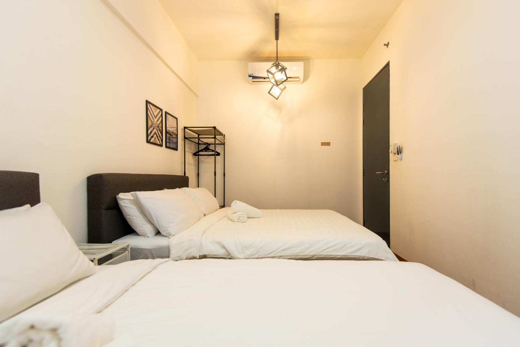 Casa Orient @ Macalister 218 ❈中路218东方之家 3Br 8Pax Appartement George Town Buitenkant foto